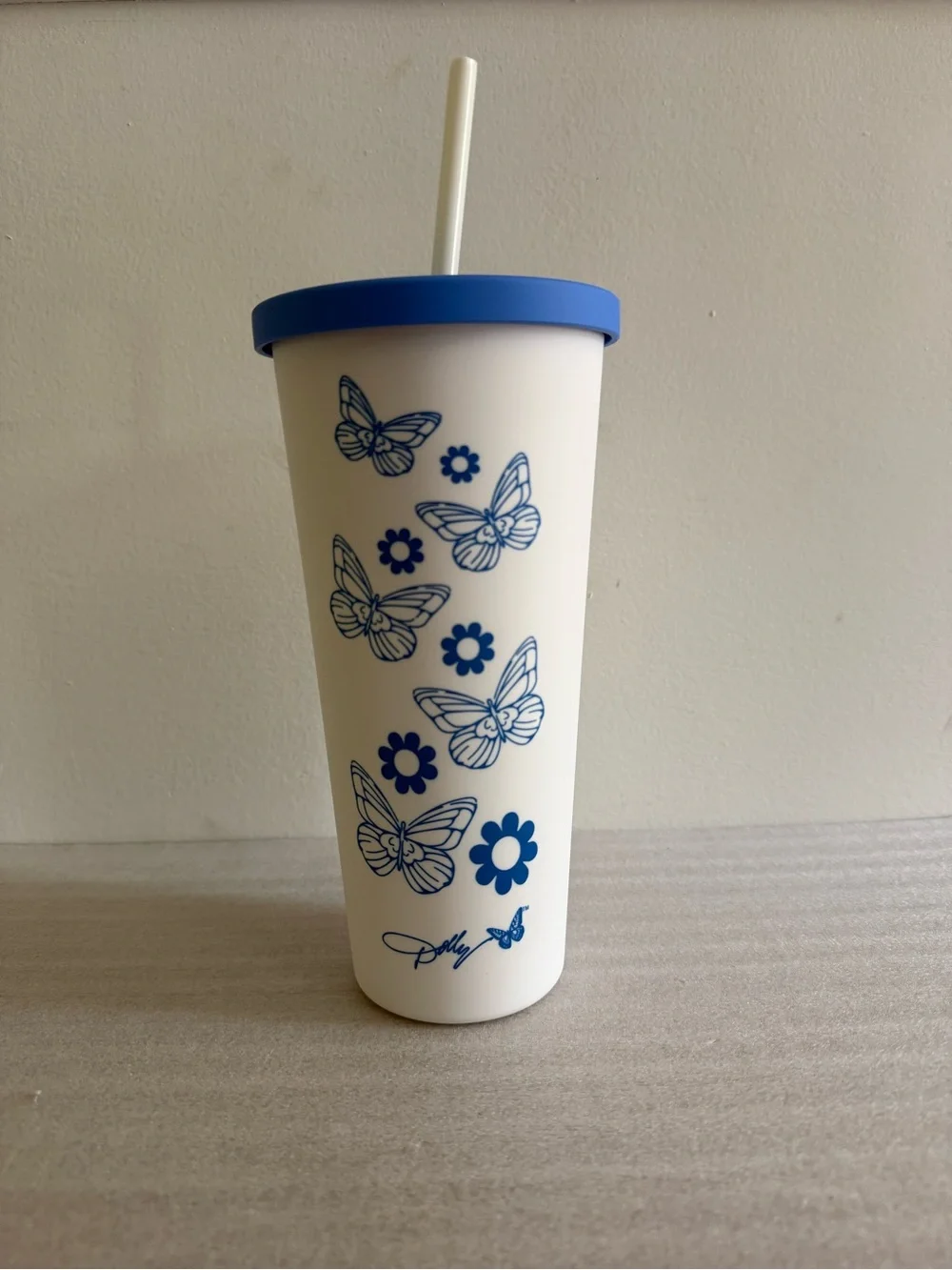 New Dolly Parton 20oz Tumbler with Straw